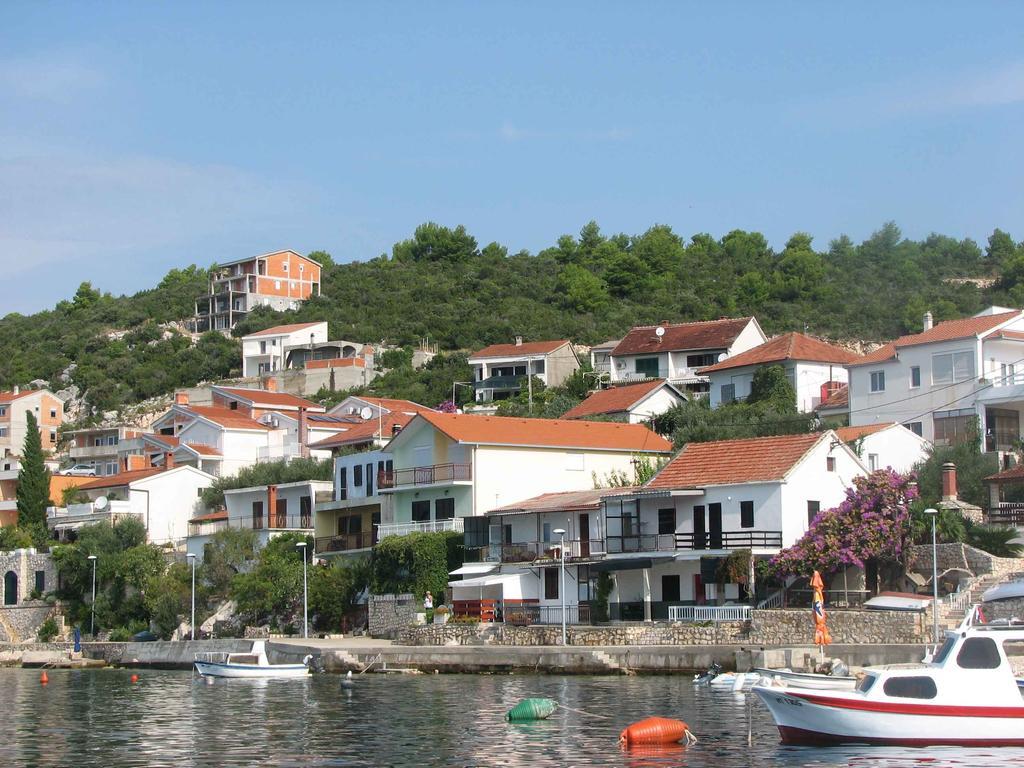 Holiday Home Apartment Tedo クレック エクステリア 写真