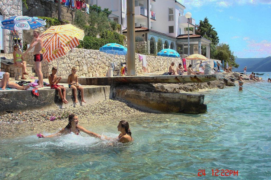 Holiday Home Apartment Tedo クレック エクステリア 写真