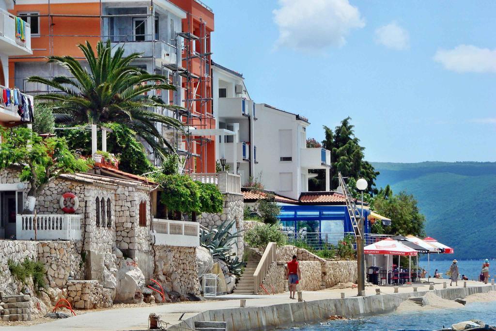 Holiday Home Apartment Tedo クレック エクステリア 写真