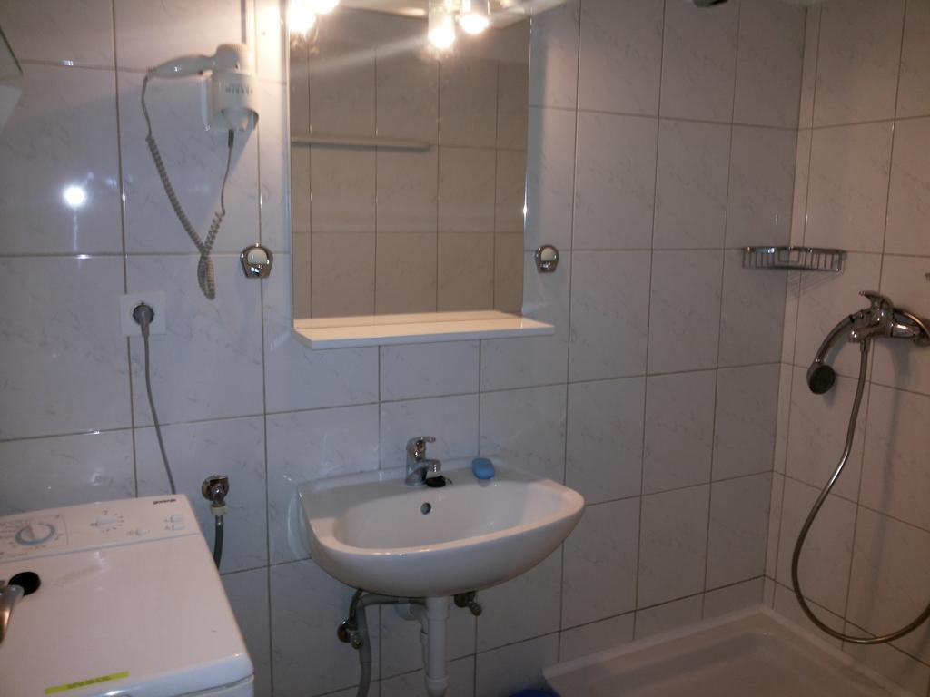 Holiday Home Apartment Tedo クレック エクステリア 写真