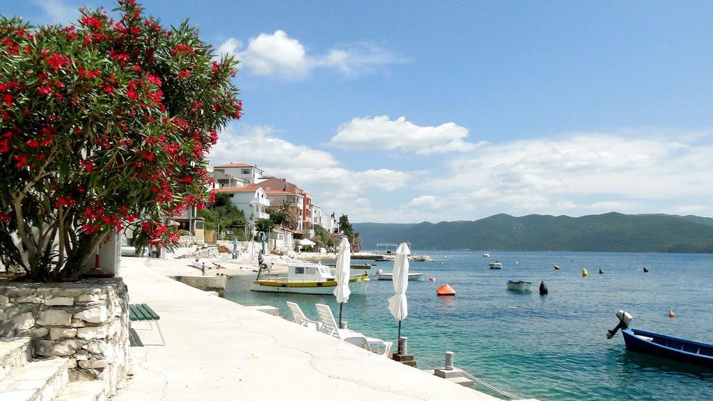 Holiday Home Apartment Tedo クレック エクステリア 写真
