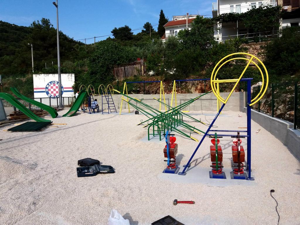 Holiday Home Apartment Tedo クレック エクステリア 写真